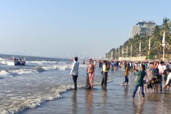 Mumbai Sightseeing From Pune
